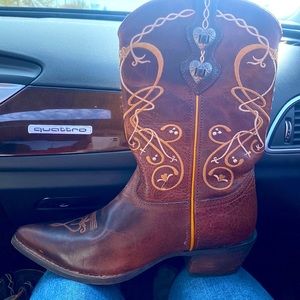 Durango Women’s Cowgirl Boots Size 9